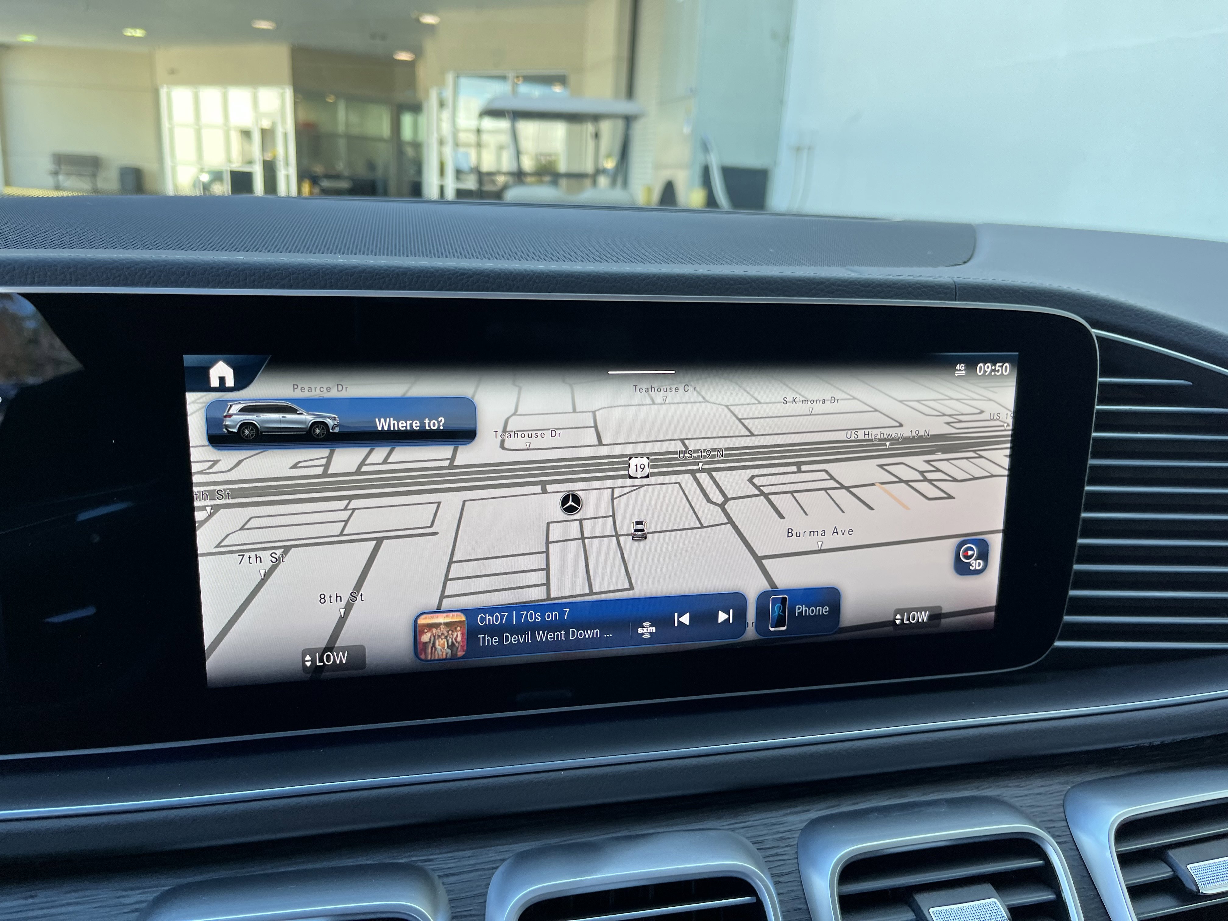 New 2026 SELENITE GREY Mercedes-Benz GLS 450 image 18