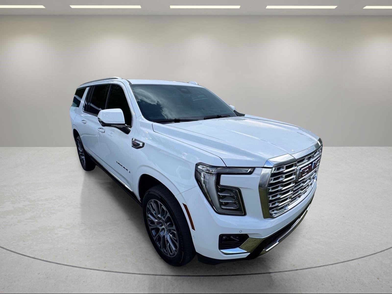 Used 2026 Summit White GMC Denali image 9