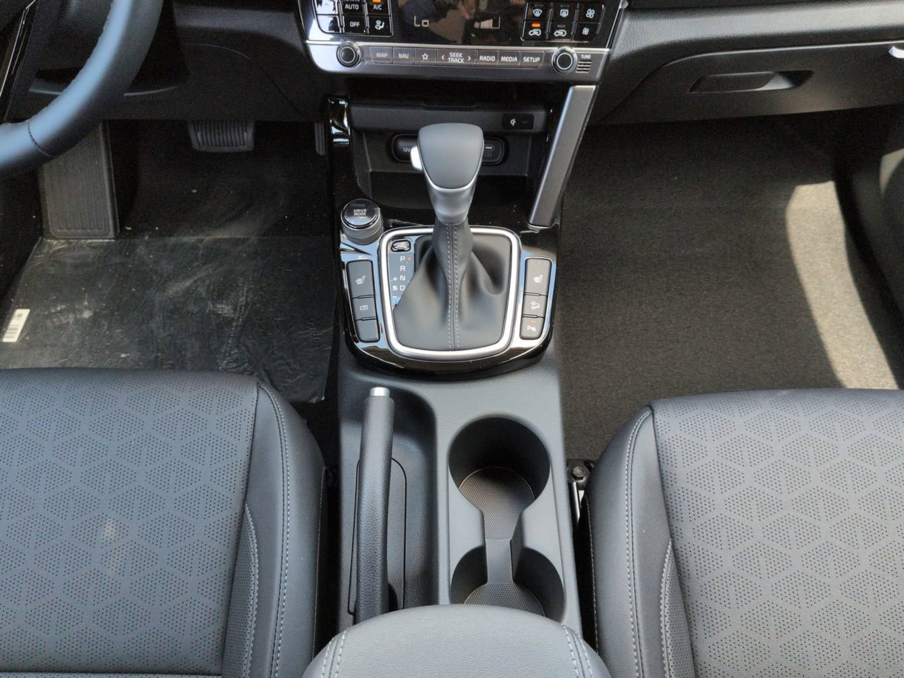 New 2026 Pluton Blue Kia EX image 20