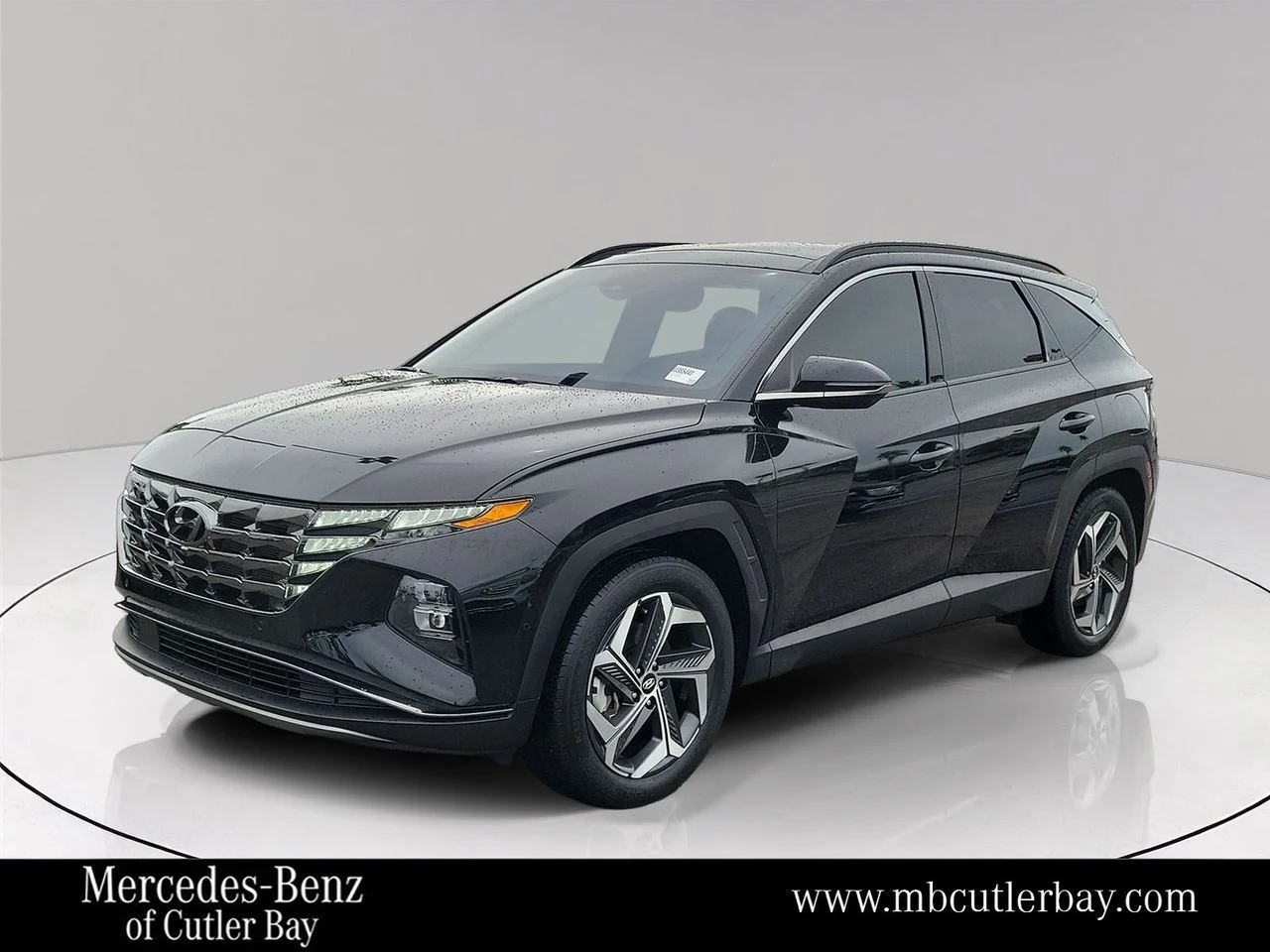 Used 2024 Black Hyundai Limited image 1