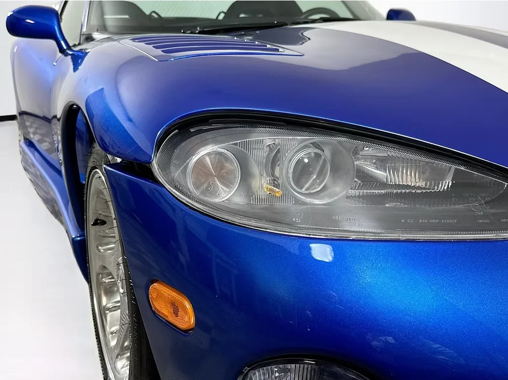 Used 1997 Blue Dodge GTS image 31