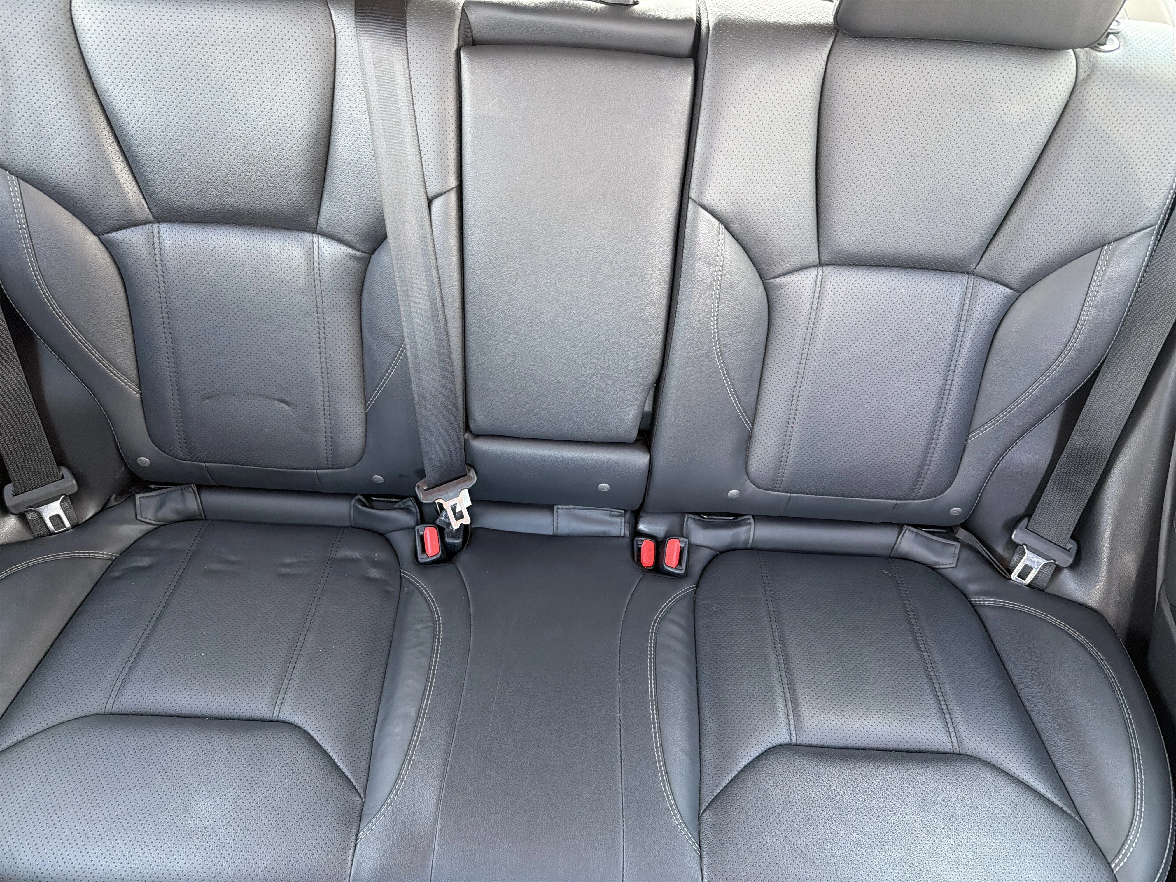 Used 2021 Magnetite Gray Metallic Subaru Limited image 13