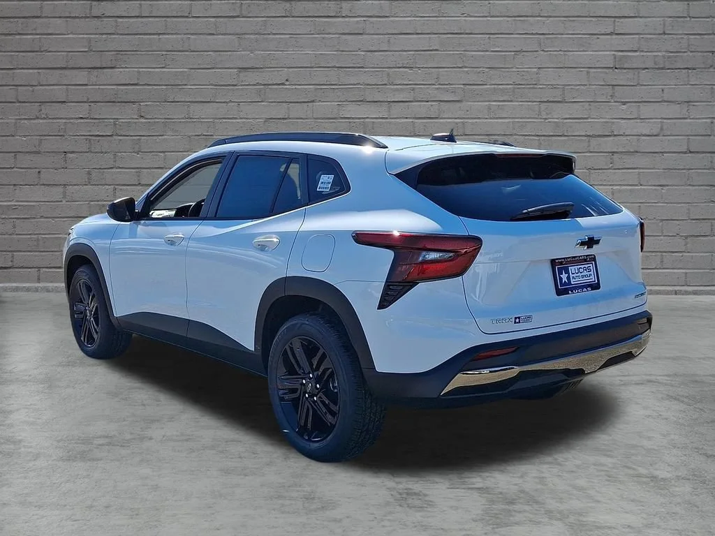 New 2026 Summit White Chevrolet ACTIV image 6