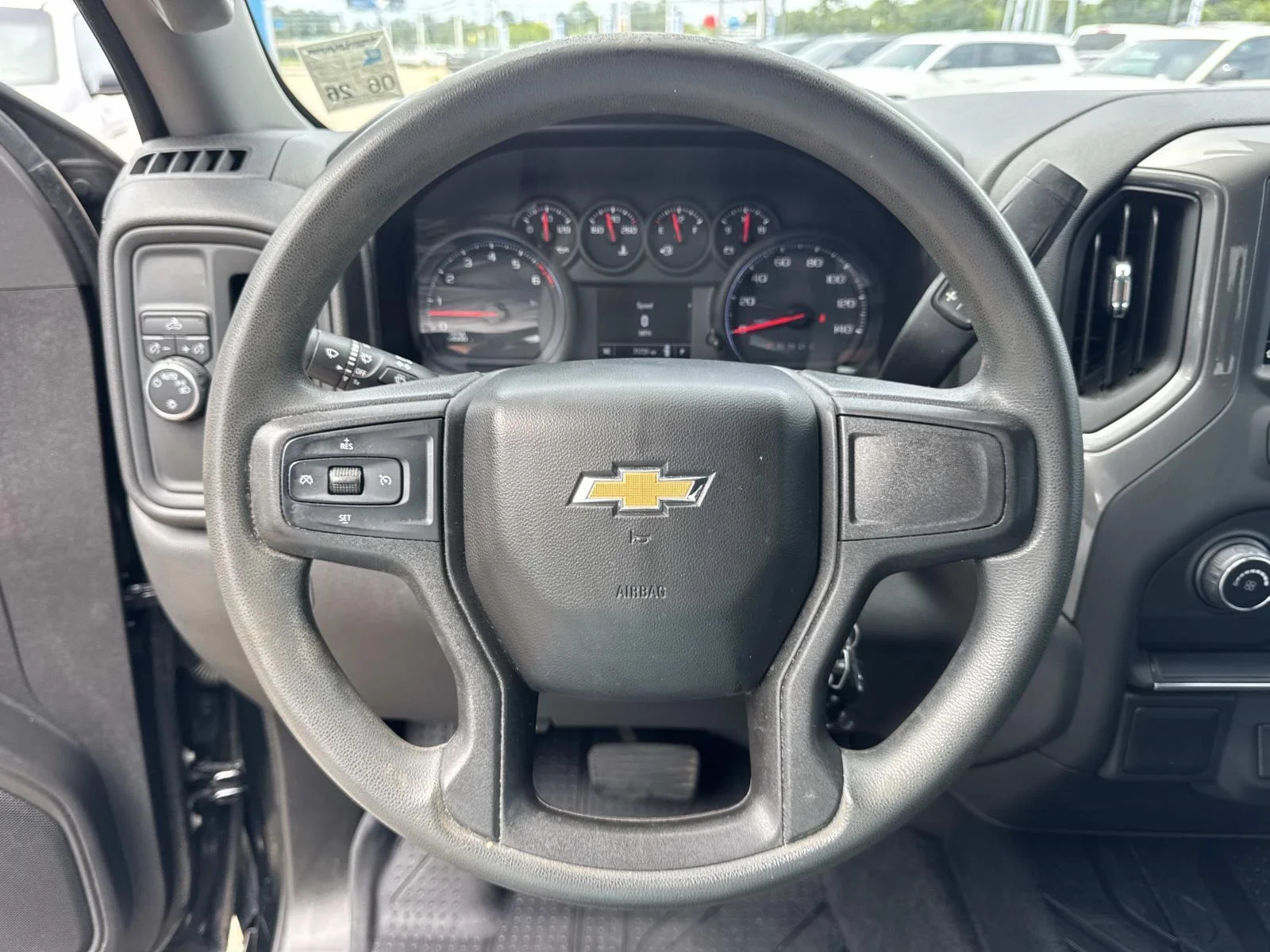 Used 2019 BLACK Chevrolet Custom image 21