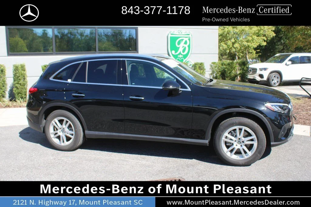 Certified Used 2025 Black Mercedes-Benz GLC 300 image 3