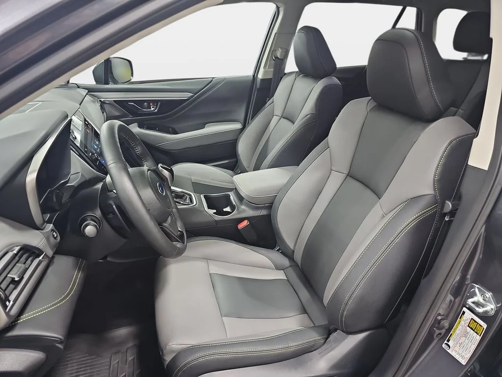 Used 2025 Gray Subaru Onyx Edition image 17
