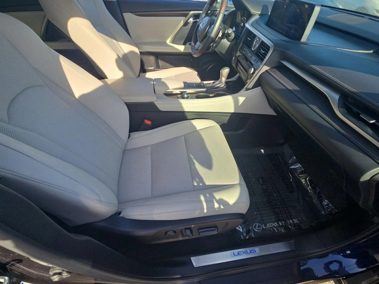 Certified Used 2022 Nightfall Mica Lexus RX 450h image 22