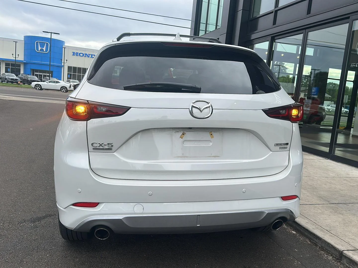 Certified Used 2024 Rhodium White Metallic Mazda 2.5 Turbo Signature image 4