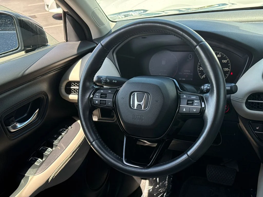 Used 2024 Gray Honda EX-L image 20