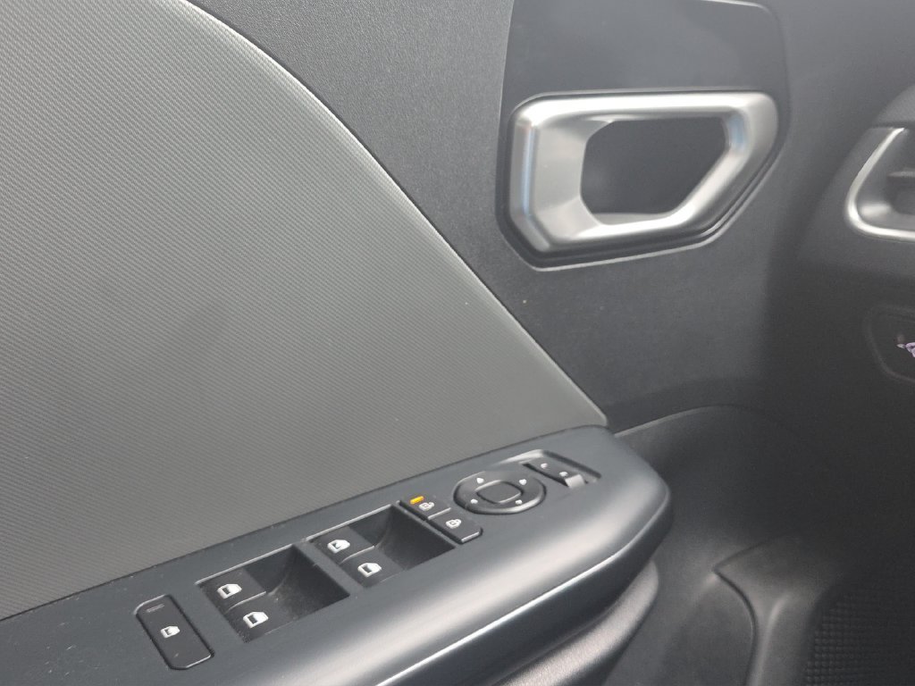 Used 2025 Gray Kia LXS image 11