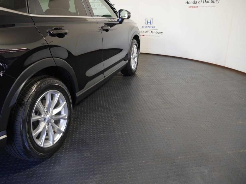 Certified Used 2024 Crystal Black Pearl Honda EX-L image 4
