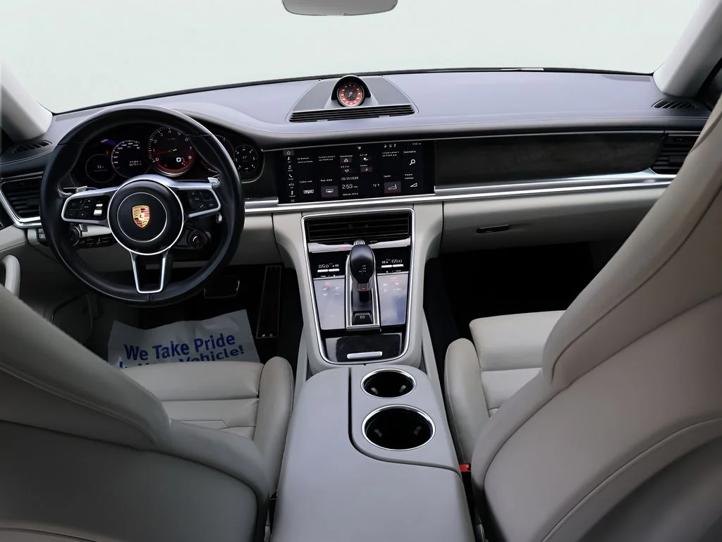 Used 2018 Volcano Grey Metallic Porsche 4S Executive image 20