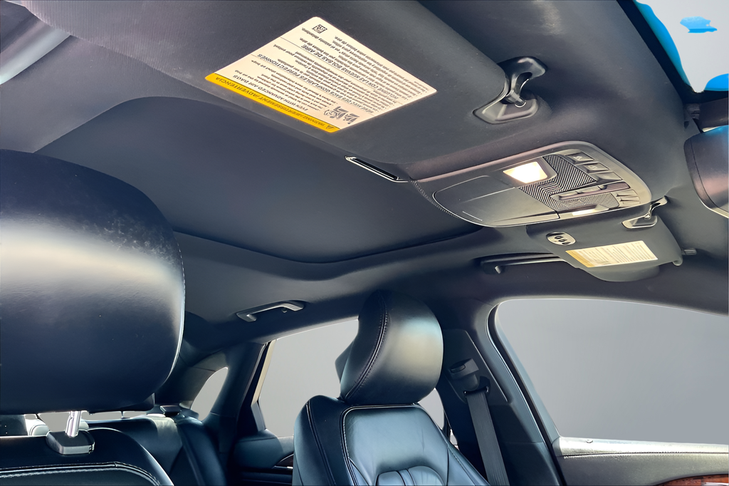 Used 2019 Gray Lincoln Reserve image 24