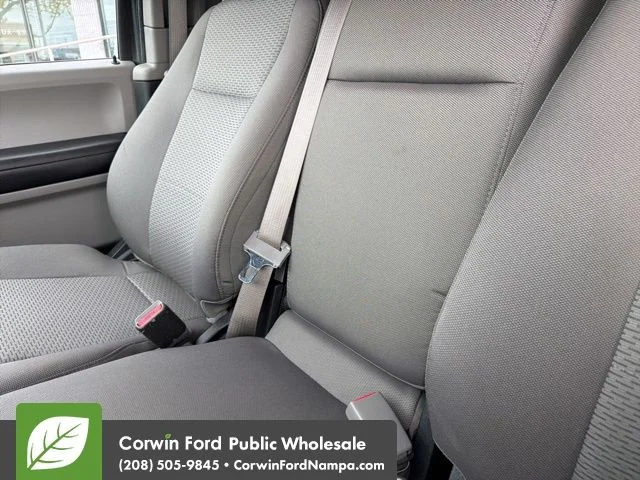 Used 2016 Gray Ford XLT image 23