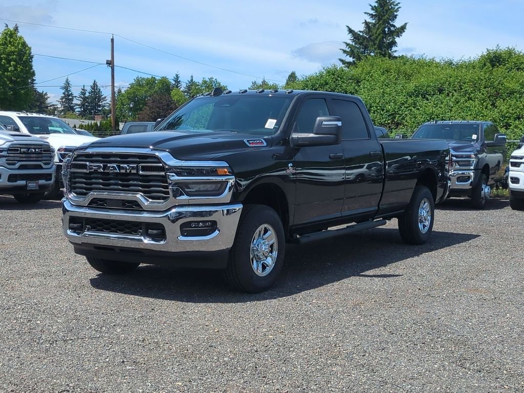 New 2026 Diamond Black Crystal Pearl-Coat Exterior Paint RAM Tradesman image 3