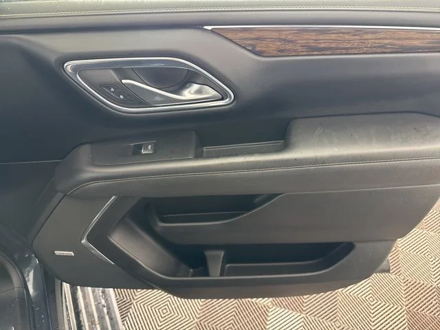 Used 2022 Gray Chevrolet Premier image 20