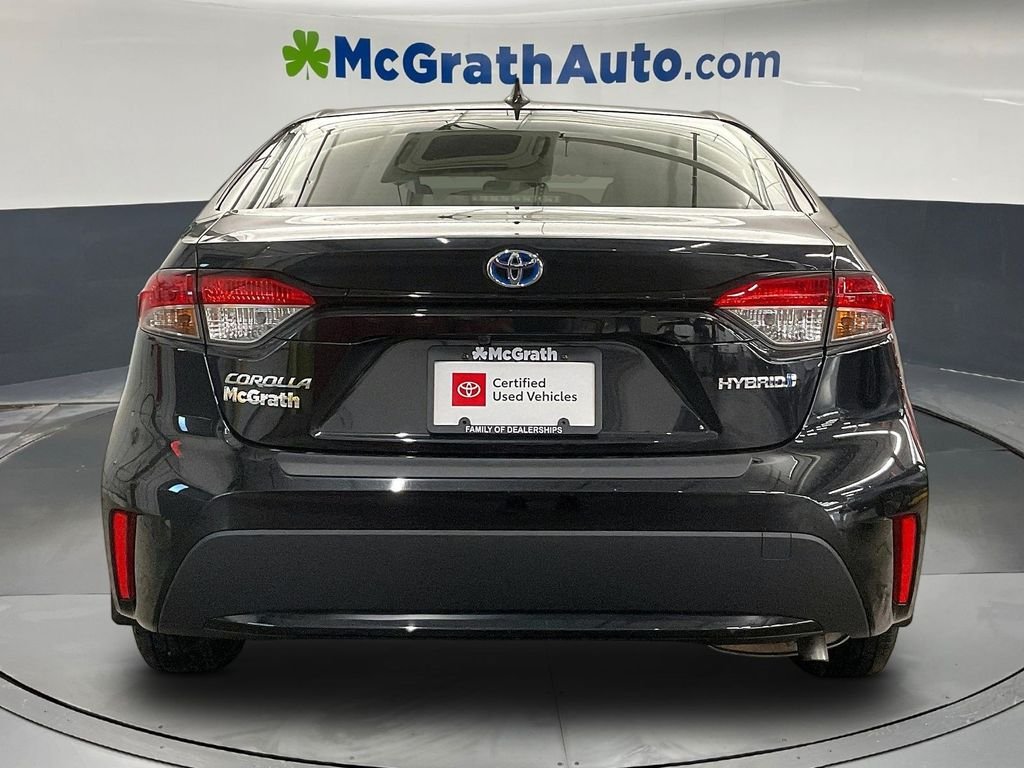 Used 2022 Black Toyota LE image 6