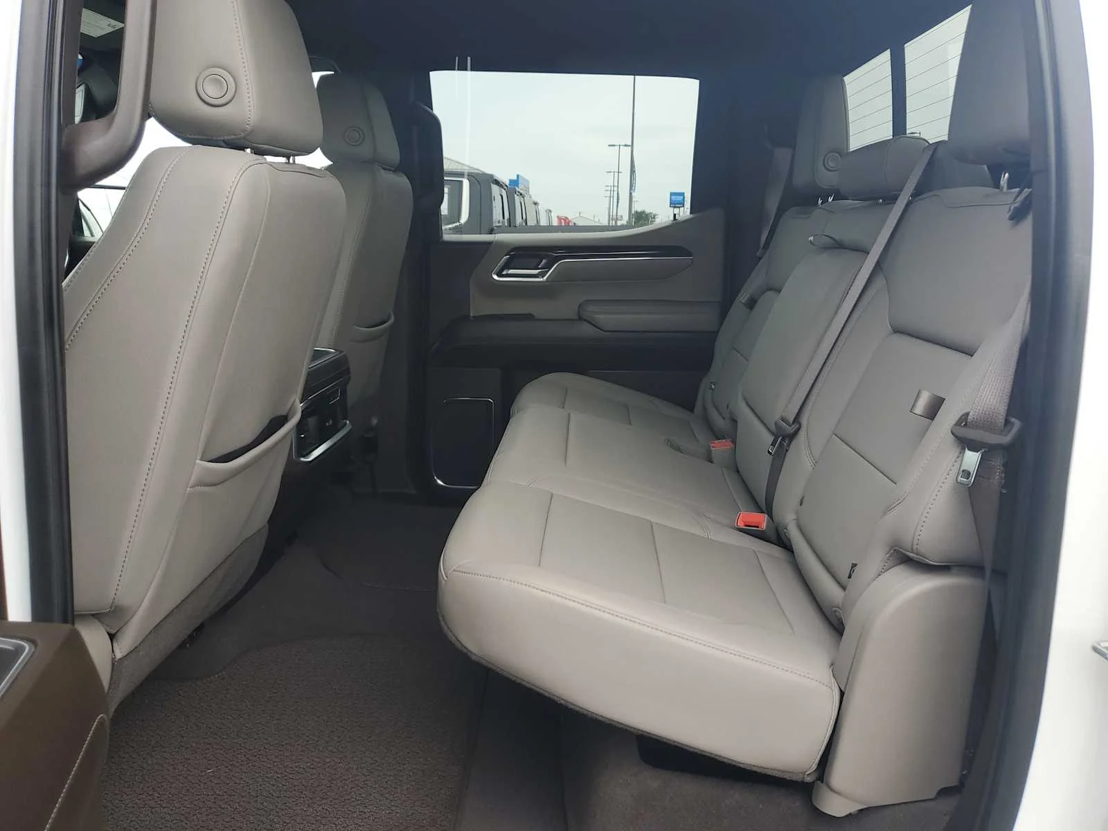 Used 2024 Summit White GMC SLT image 14