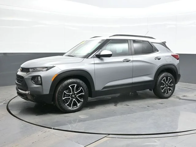 Used 2023 Gray Chevrolet ACTIV image 5