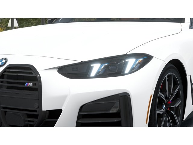 New 2026 Alpine White BMW M440i image 6