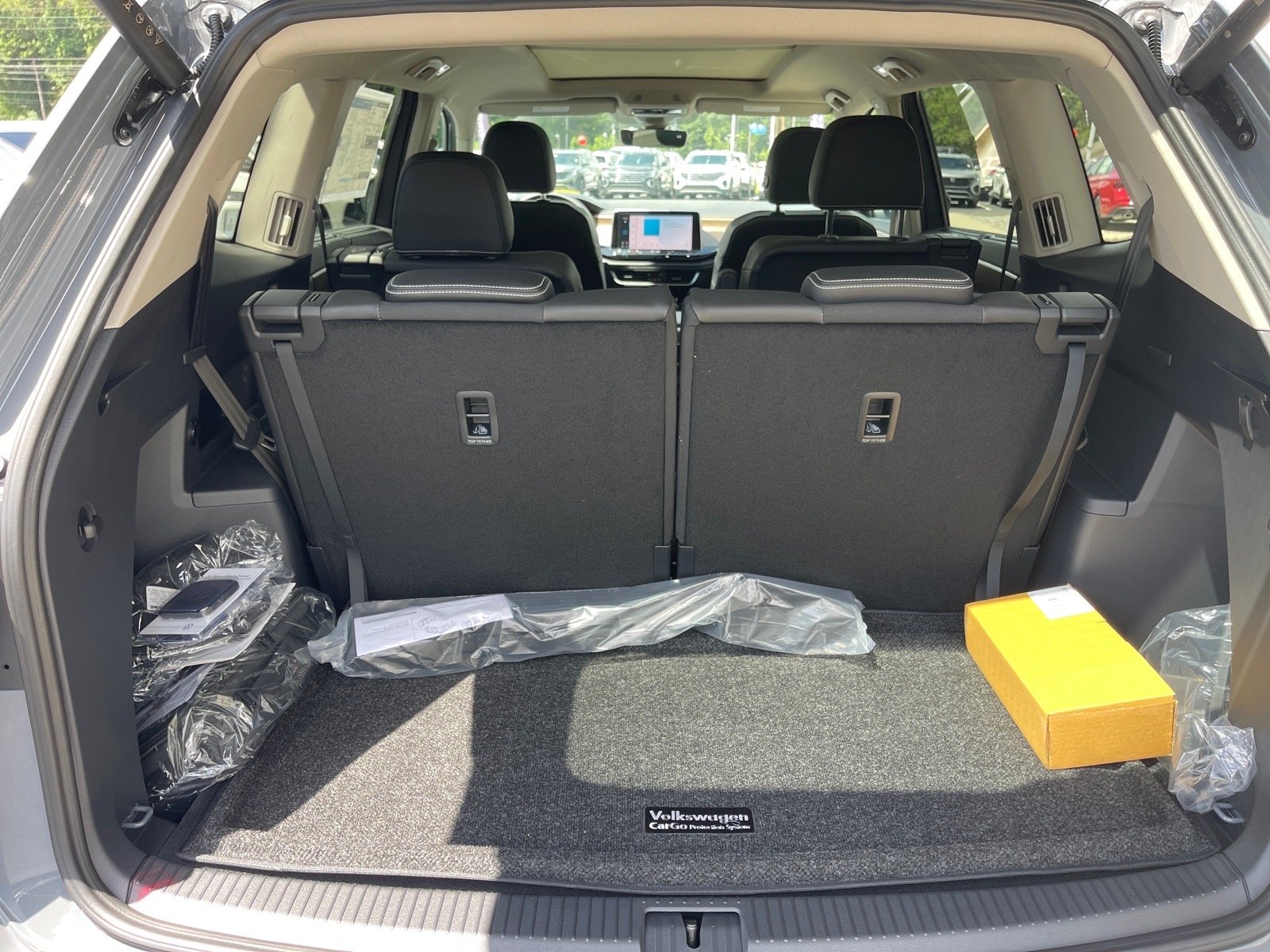 New 2026 Pure Gray Volkswagen SE image 15