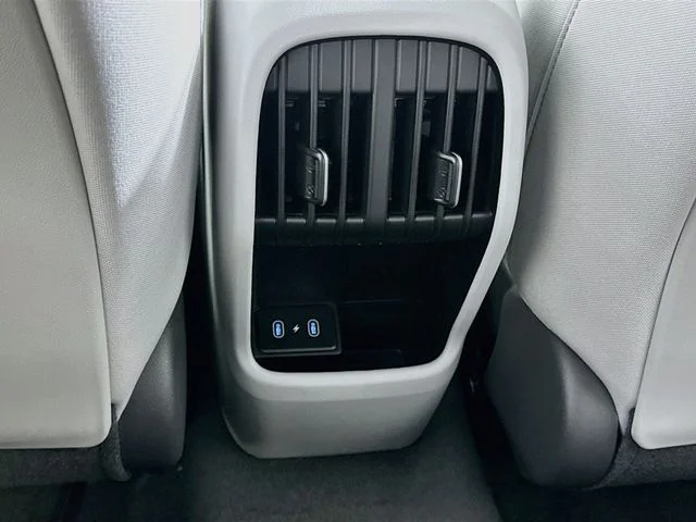 New 2027 Hyundai KONA SEL Sport