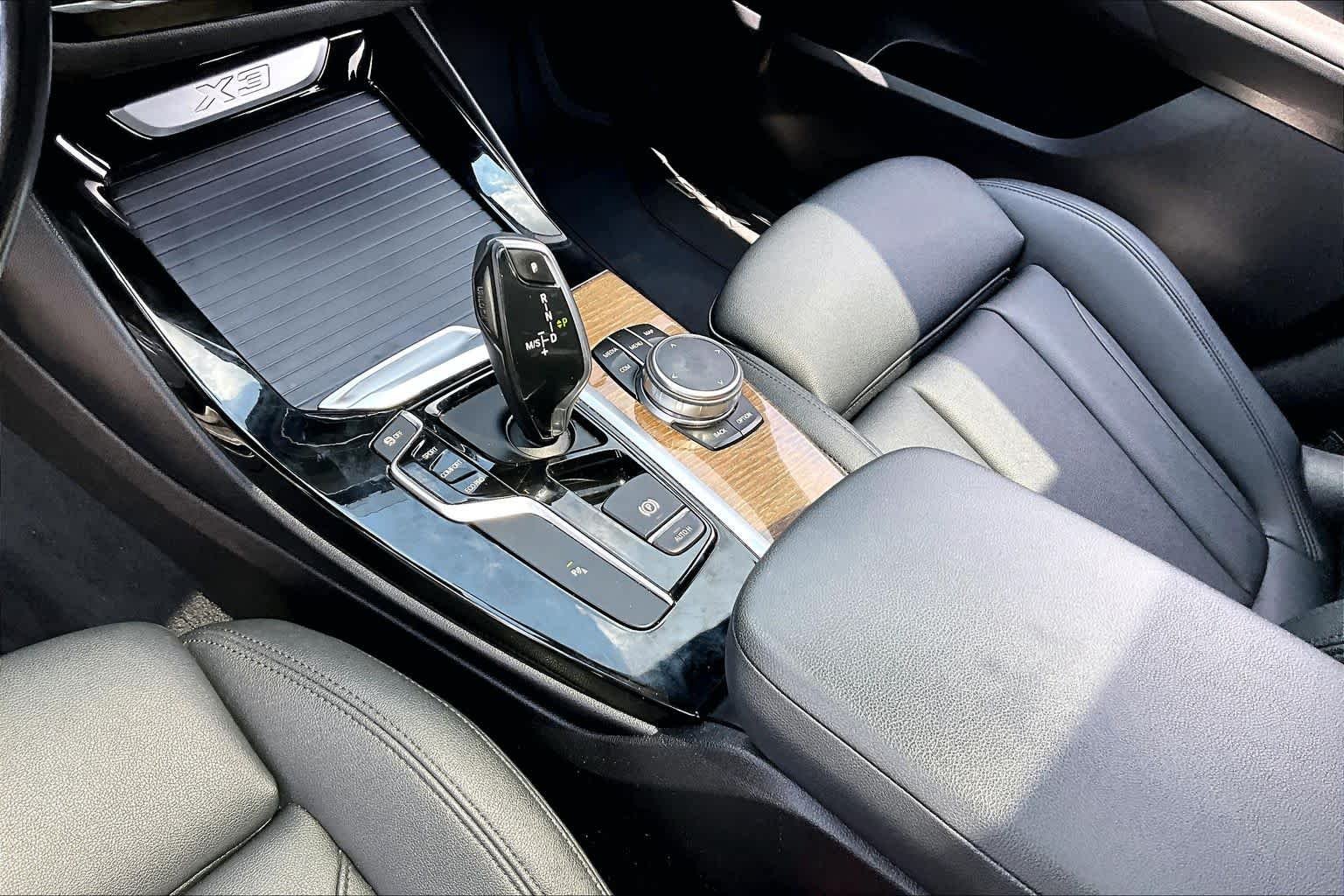 Used 2019 Alpine White BMW sDrive30i image 24
