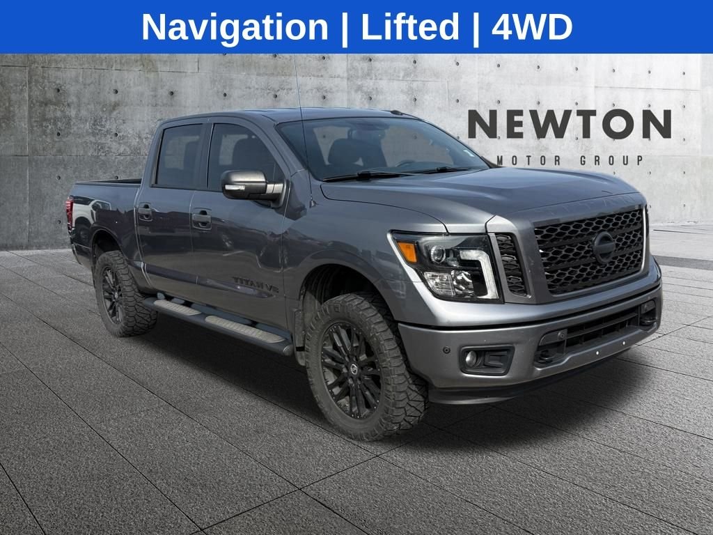 2019 Nissan Titan SV 4X4 Crew Cab's photo