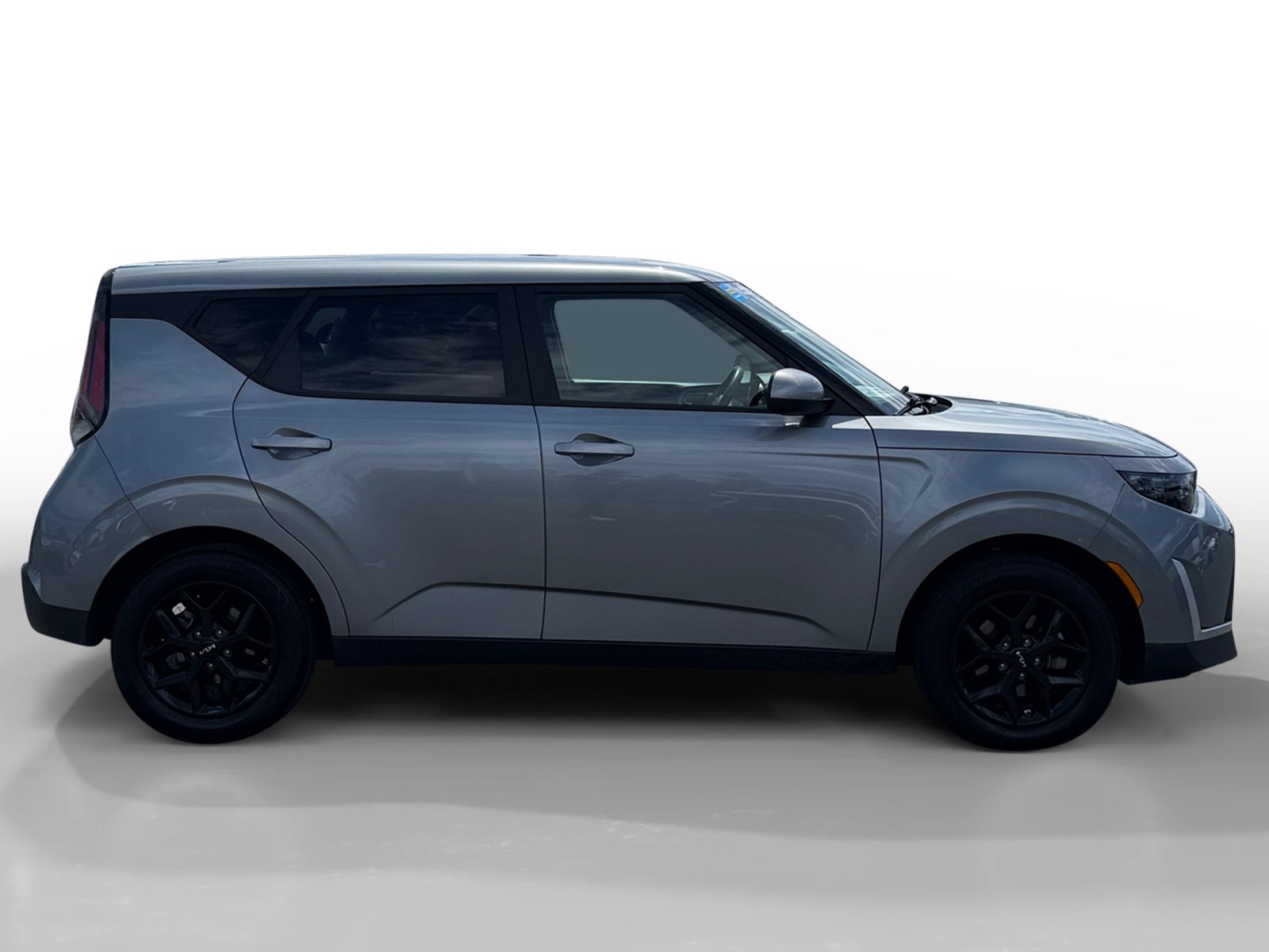 Used 2024 Steel Gray Kia LX image 6