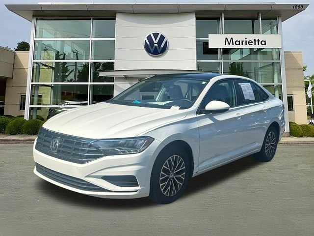 Certified Used 2020 White Volkswagen 1.4T SE image 1