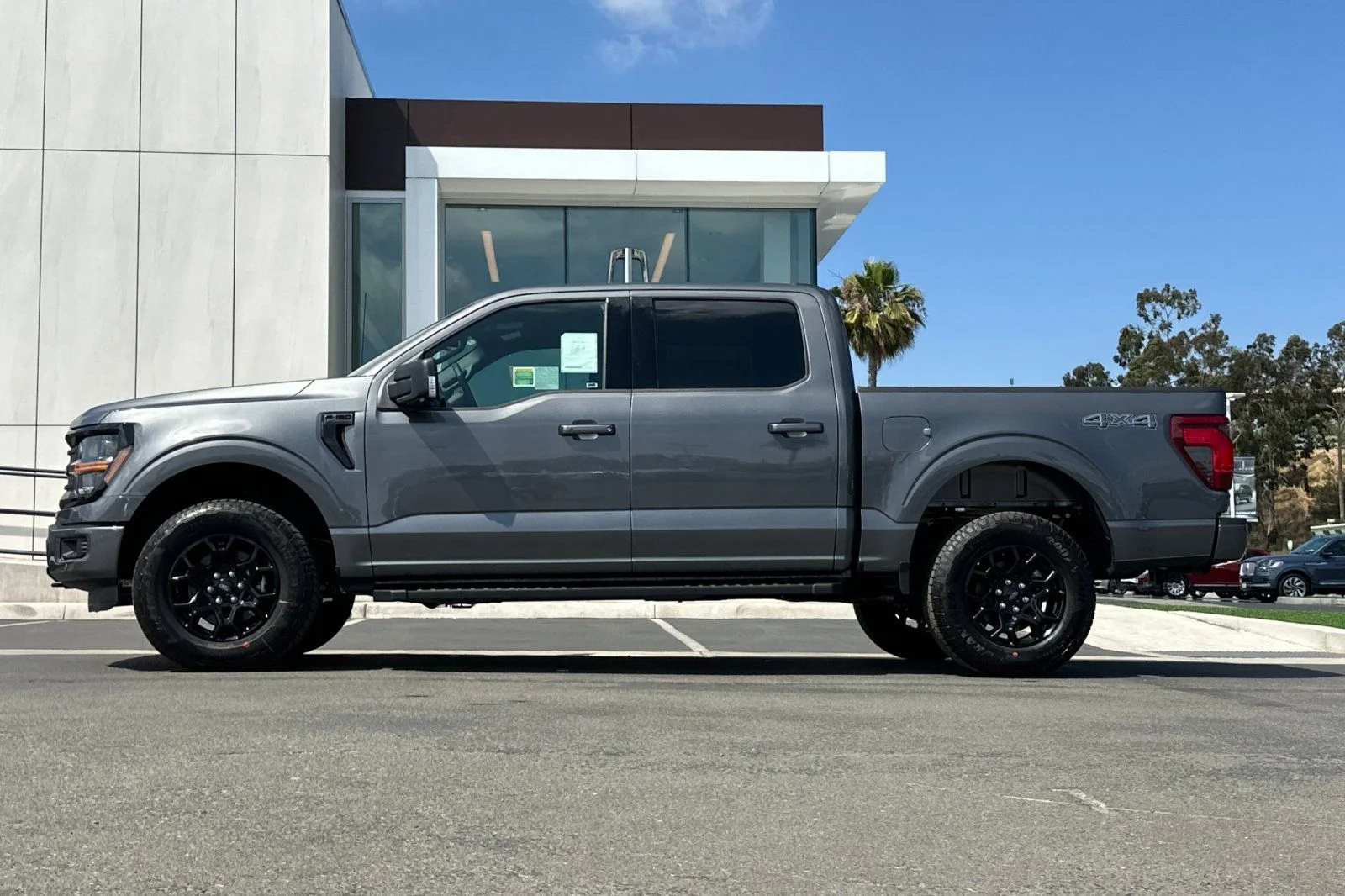 New 2026 Carbonized Gray Metallic Ford XLT image 6