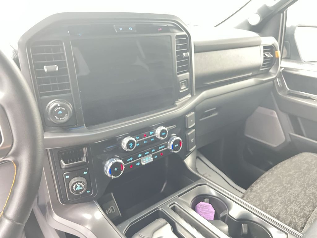 Used 2025 White Ford Tremor image 15