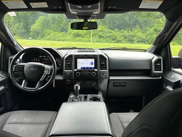 Used 2020 Red Ford XLT image 12