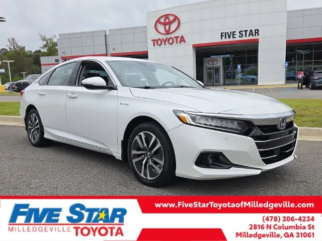 Used 2021 White Honda EX-L image 1