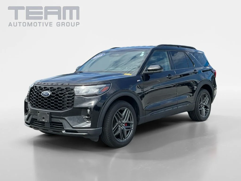 Used 2025 Black Ford ST-Line image 3
