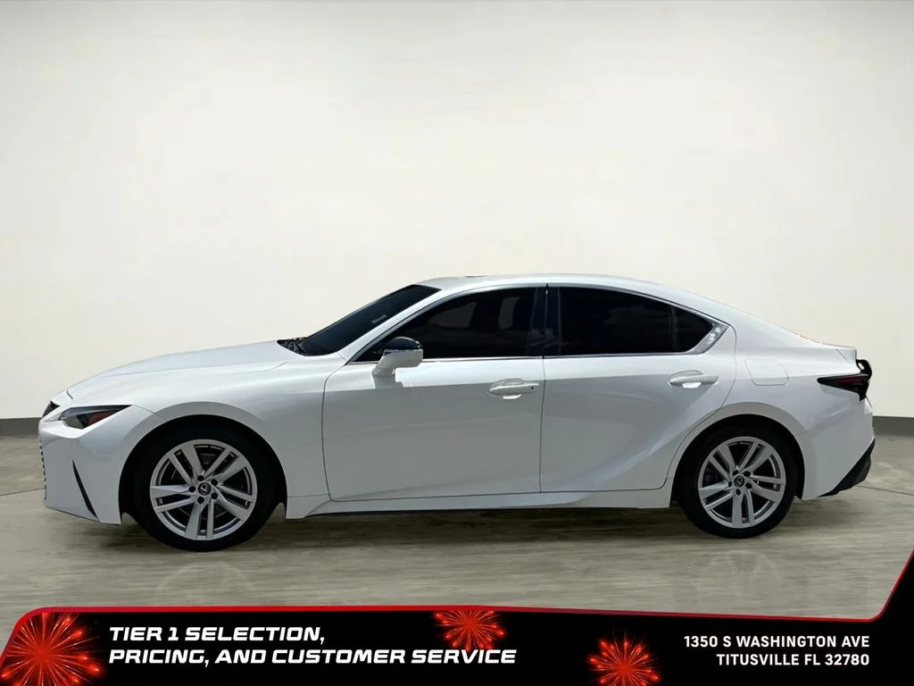 Used 2023 White Lexus 300 image 3