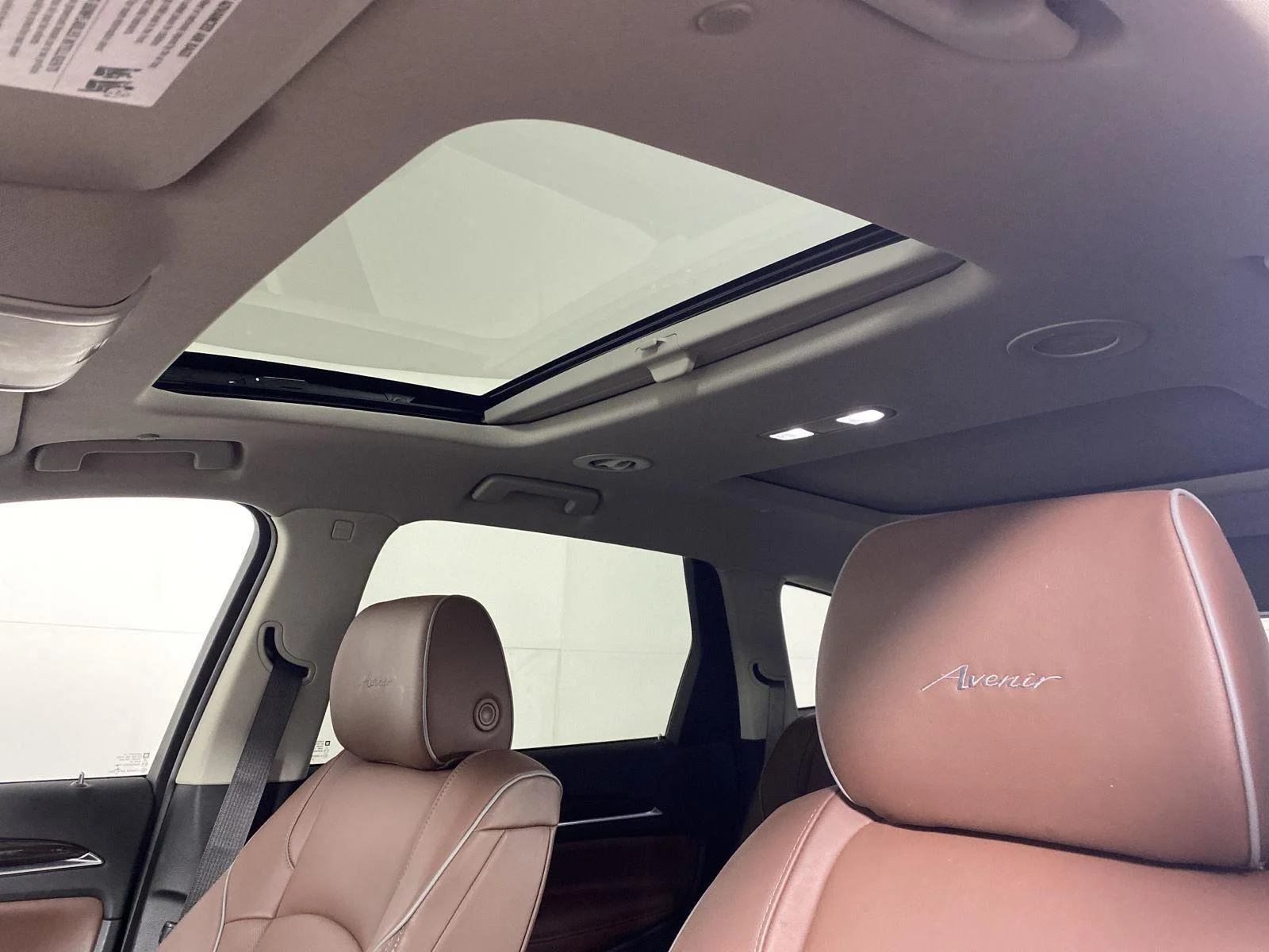 Used 2020 White Frost Tricoat Buick Avenir image 14
