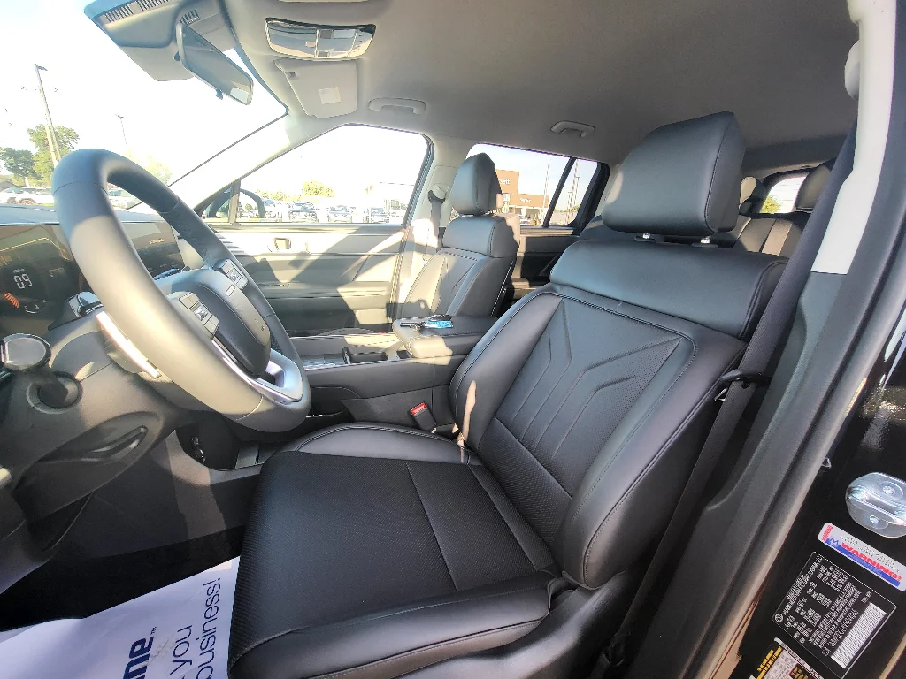 New 2027 Phantom Black Hyundai SEL image 21