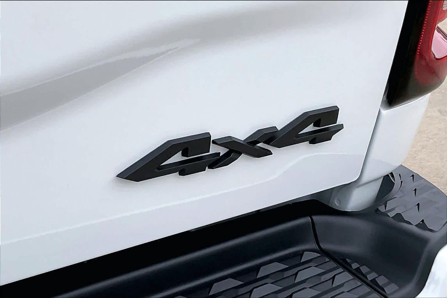 New 2026 Bright White Clearcoat RAM Big Horn image 15