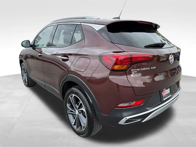 Used 2023 Black Buick Essence image 5