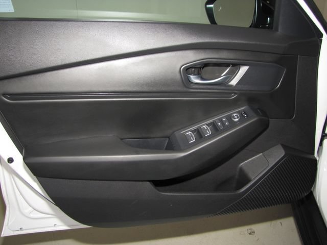Certified Used 2025 Platinum White Pearl Honda SE image 41