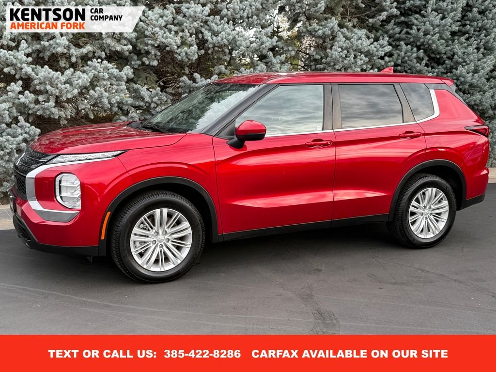 2023 Mitsubishi Outlander ES