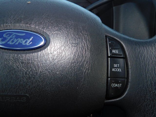 Used 2012 White Ford XLT image 27