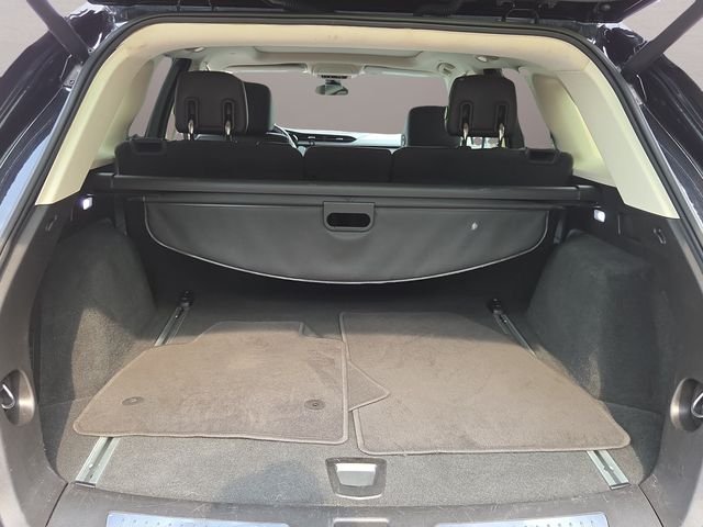Used 2019 Black Metallic Cadillac Luxury image 39