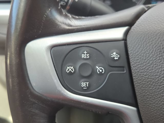 Used 2017 WHITE FROST TRICOAT GMC SLT image 22