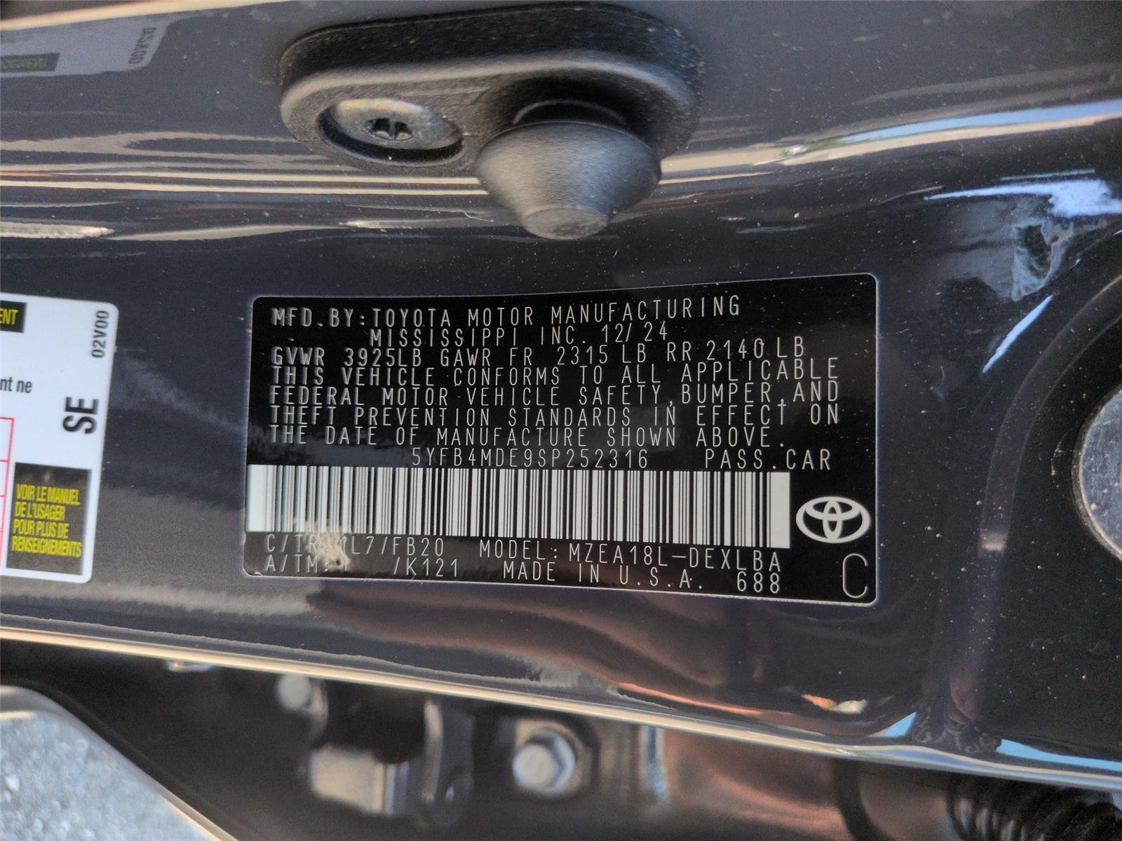 Used 2025 Underground Toyota LE image 40