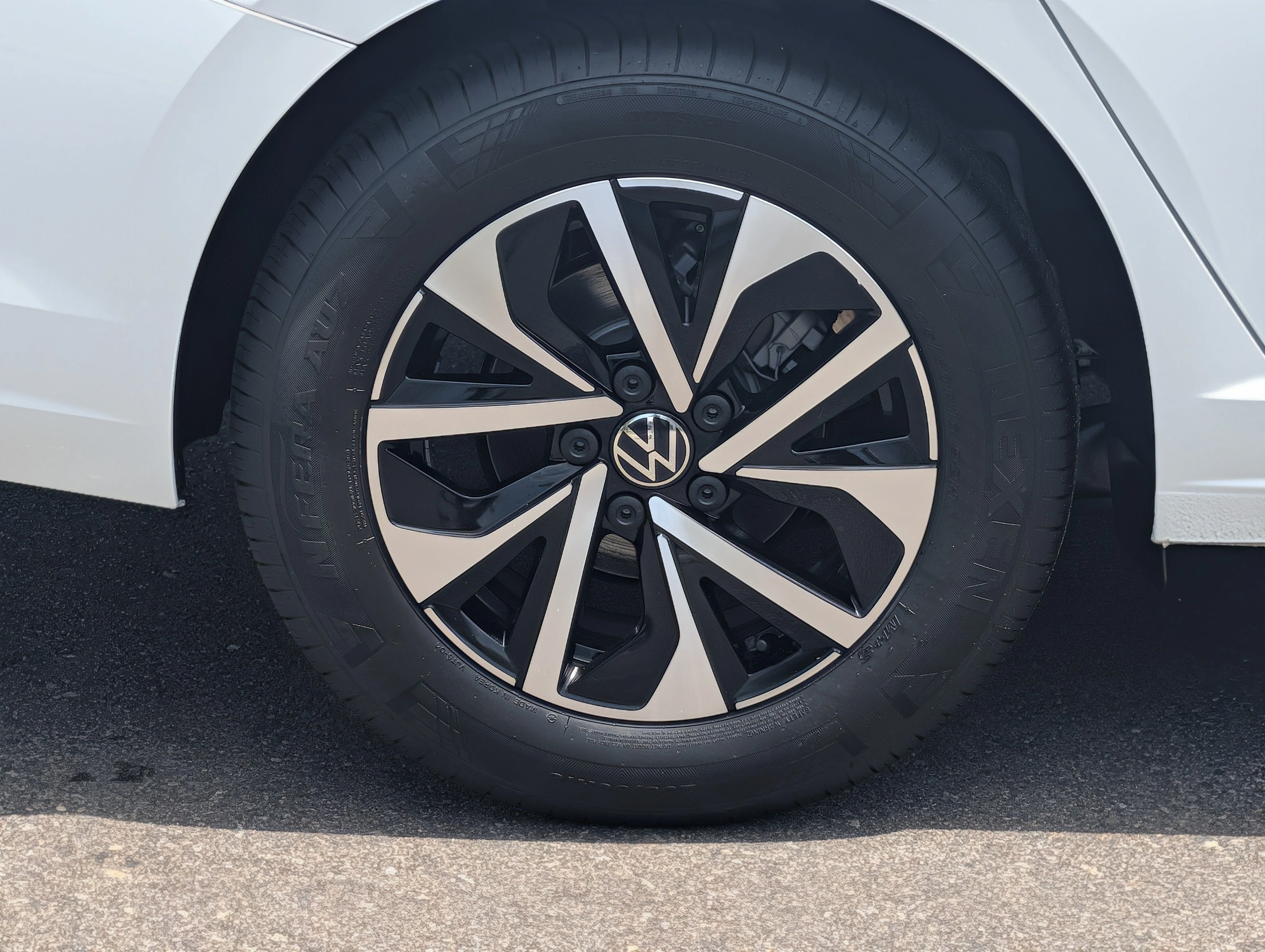 New 2026 Pure White Volkswagen S image 5