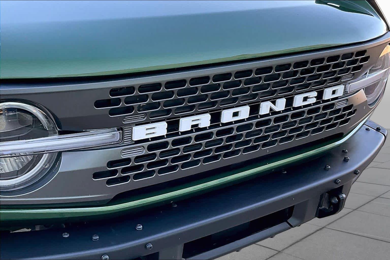 Used 2024 Eruption Green Ford Badlands image 28
