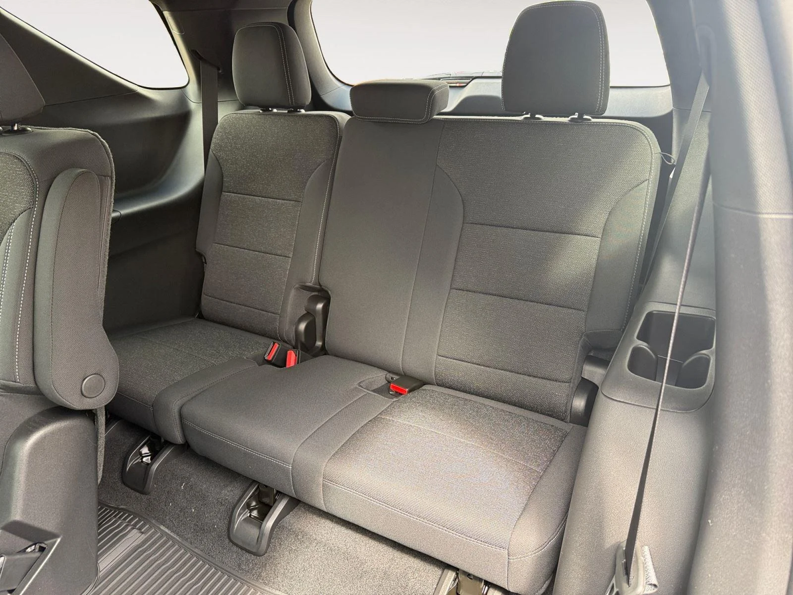 New 2026 Sterling Gray Metallic Chevrolet LT image 20