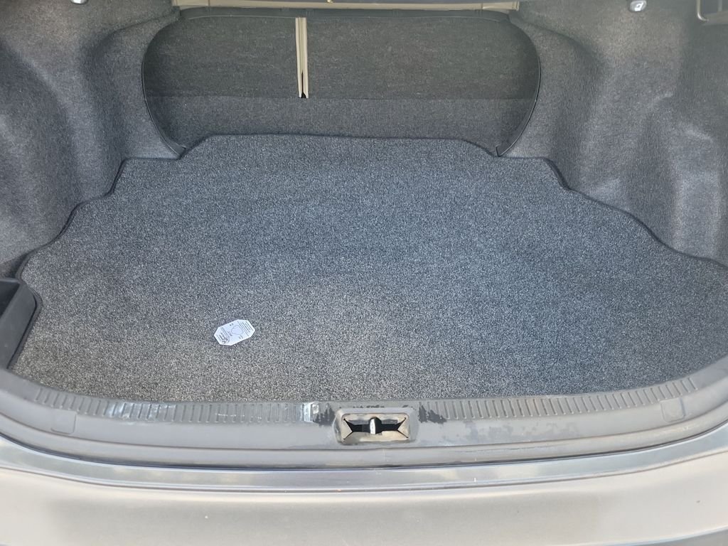 Used 2011 Gray Toyota LE image 29